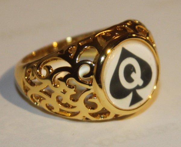 q ring queen.jpg